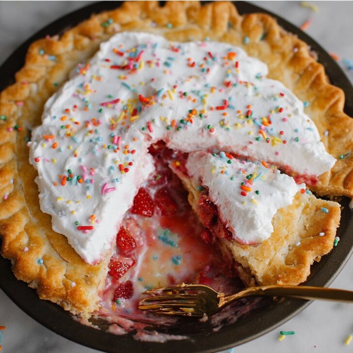 Strawberry Pop-tart Pie