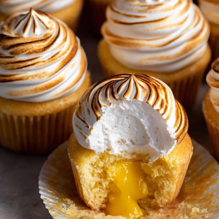 Lemon Meringue Cupcakes with Lemon Curd Filling